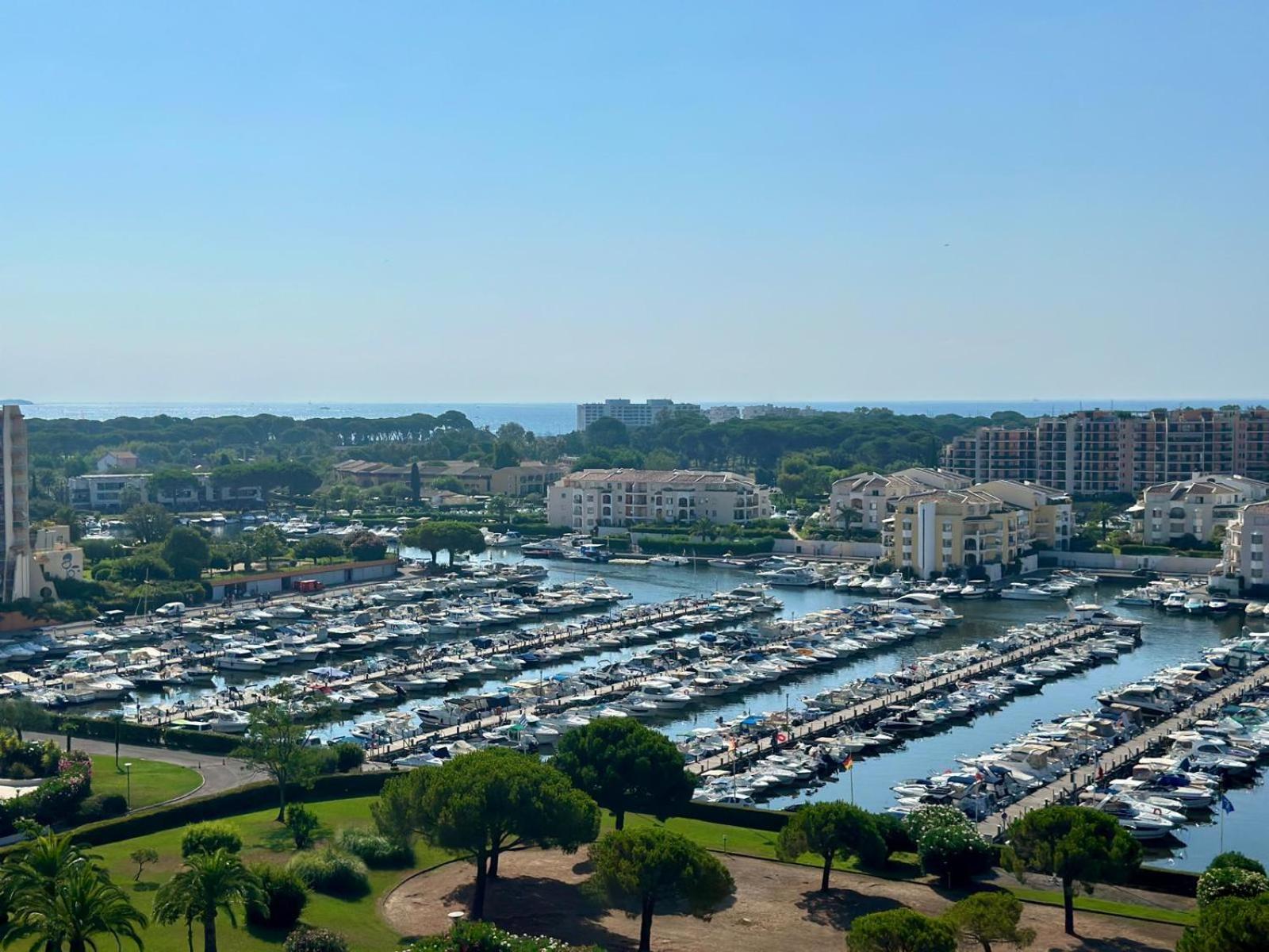 Appartement T3 De Standing Vue Mer Et Marina Mandelieu Extérieur photo